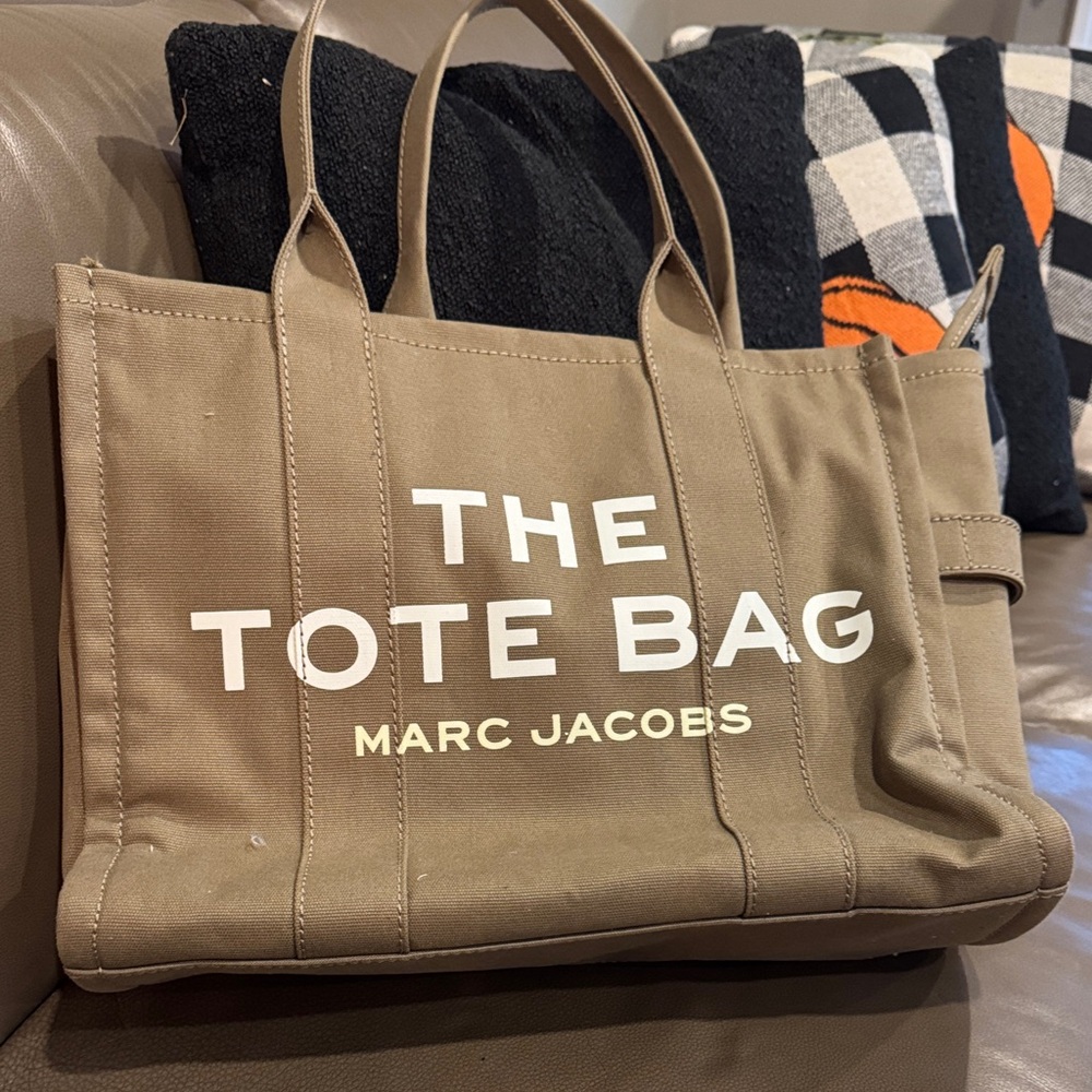 Marc Jacobs Tan Canvas Tote Bag